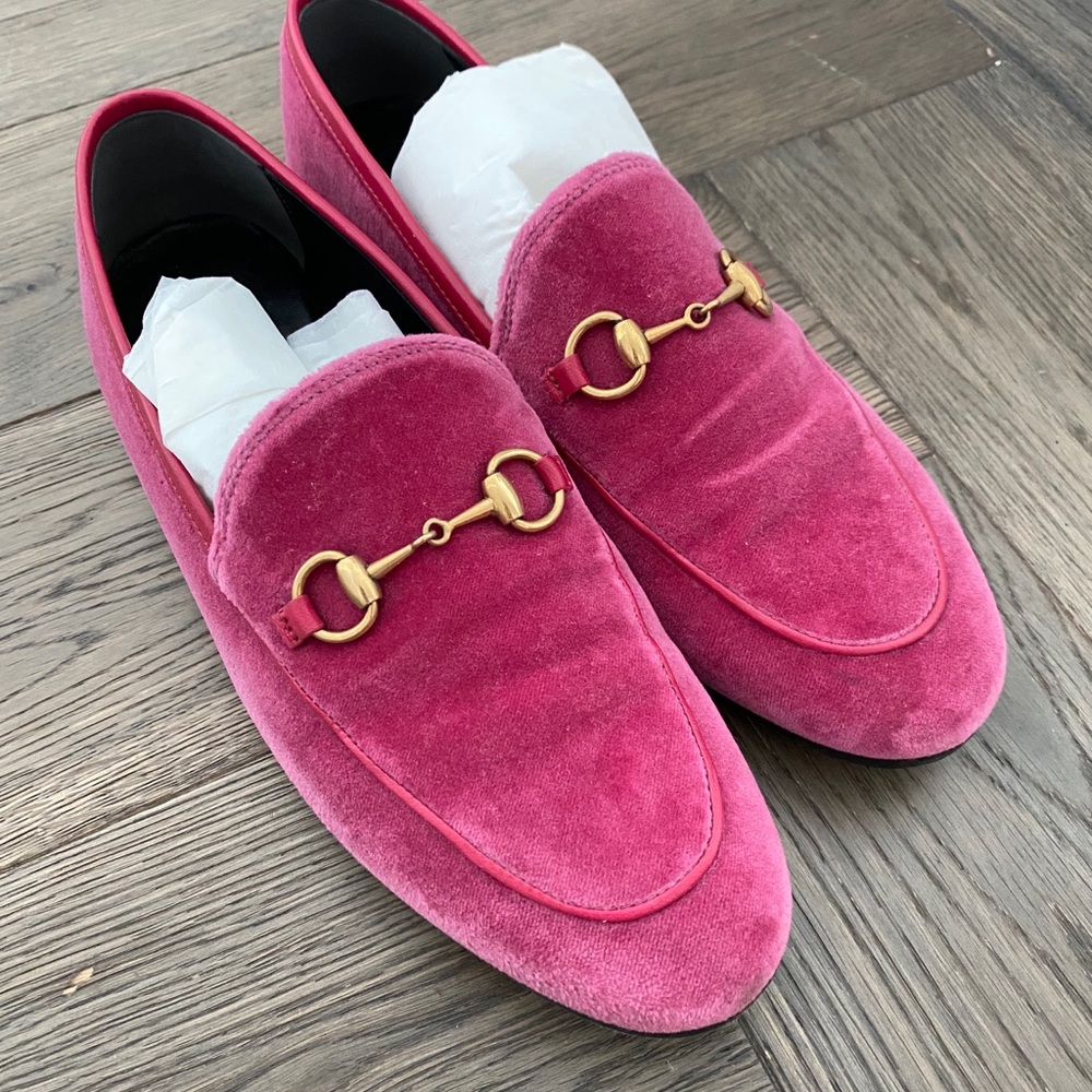 Velvet pink Gucci loafers worn 3 times